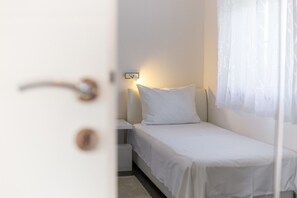 2 soverom, reiseseng for barn, wi-fi (inkludert) og sengetøy