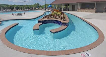 Acorn Lodge On Lake Aspen by Innsbrook Vacations!