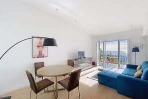 Living area - Golf Juan - Vallauris / Exceptional south-facing sea view (Vallauris)