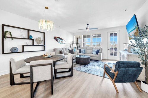 The Grove Juniper 235 - 2 Bedrooms - Lazy River - Seascape Resort
