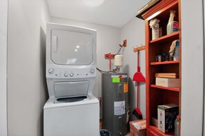Cottage, 1 Bedroom | Interior - Modern Arts District Loft With Boat Parking 1 Bedroom Cottage (Somerset)