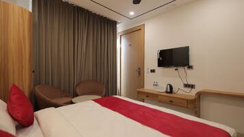 Deluxe Room, City View