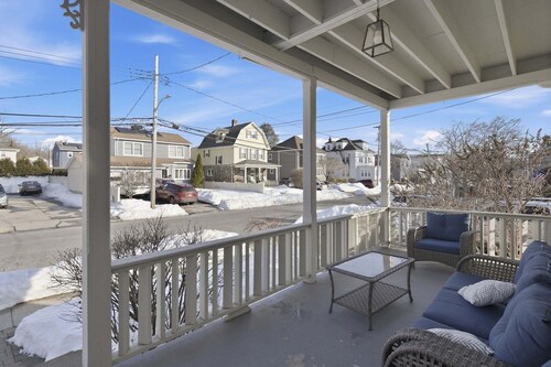 Pet Friendly Parks & Trails Pleasantville Home