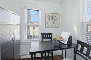 Departamento, 2 habitaciones | Restaurantes