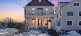 Cozy Pleasantville Retreat Unit 2 2 Bedroom Apts