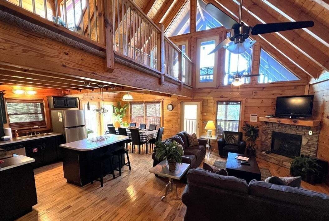 Cabin, 3 Bedrooms | Living area