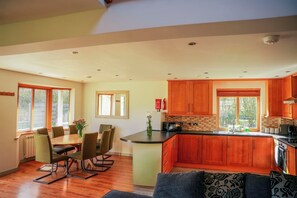 Private kitchen - Willow Lodge (Knighton)