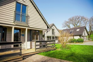 Cottage | Exterior - Willow Lodge (Knighton)