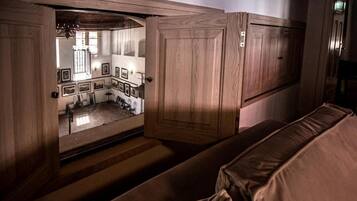 Family Studio Suite | Interior
