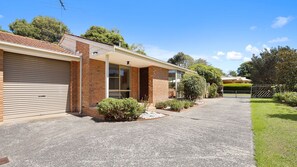 Exterior - Cowes Monash Hideaway (Cowes)