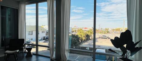 3 habitaciones, wifi gratis y ropa de cama