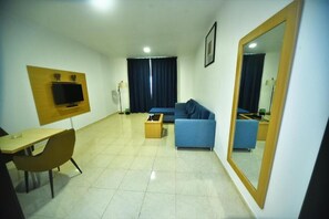 Family Suite, City View | Living area - Alain Palace Hotel Ajman (Ajman)