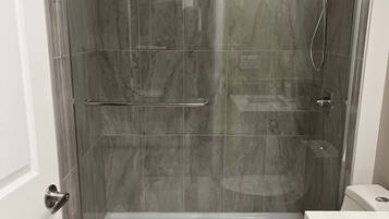 Apartment, 2 Bedrooms | Bathroom