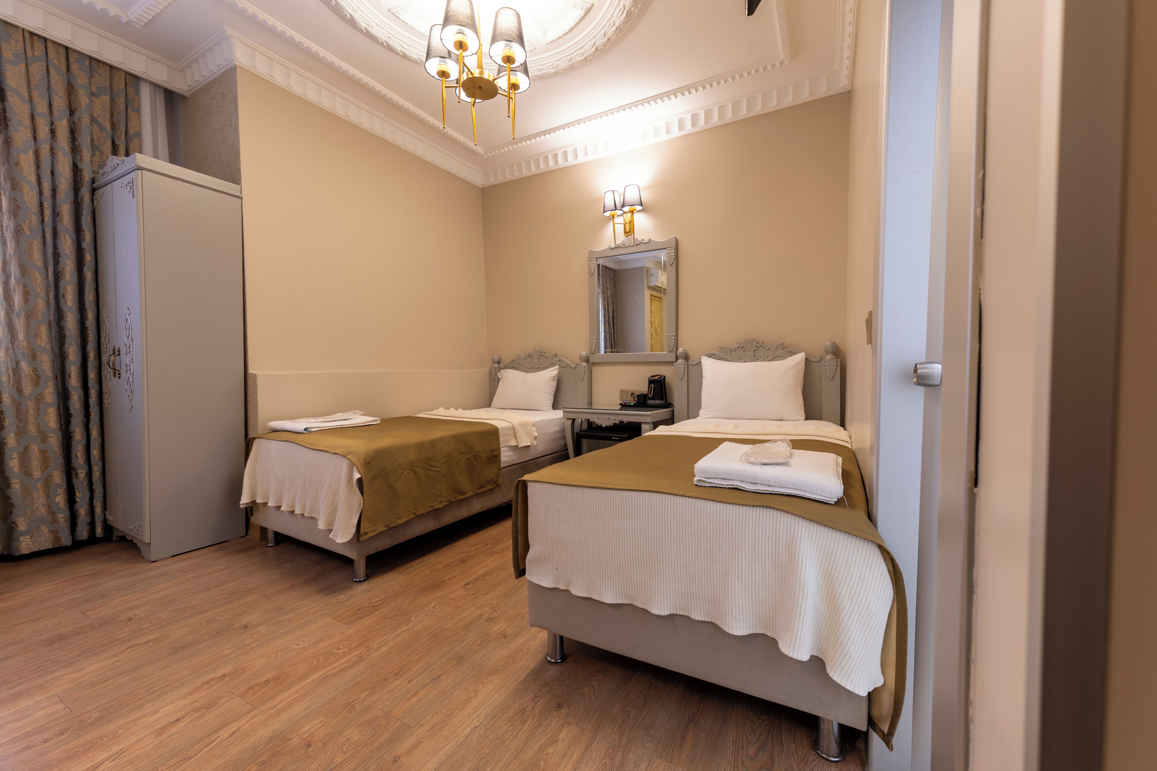 Familien-Vierbettzimmer, Blick auf den Innenhof