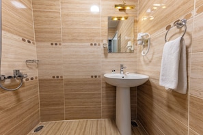 Bathroom - HOTEL UMIT 2 (İstanbul)