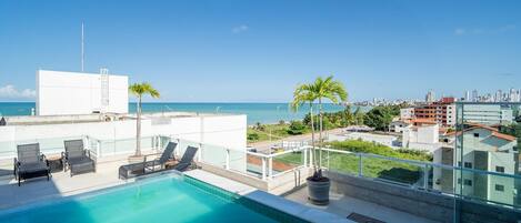 ベーシック アパートメント | プール