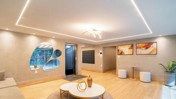 Apartamento básico | Vestíbulo