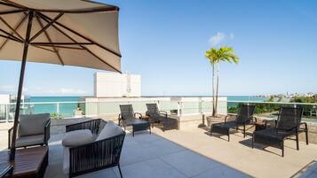 Apartamento básico | Terraço/pátio