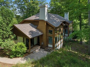 Exterior - Summer Here!  Ski In/Out at base of the Disciples 8 lift.  Sleeps 16 (Boyne Falls)