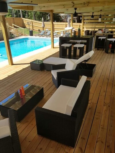 HEATED POOL ~ THE WHITE HOUSE ATLANTA - TERRACE LEVEL