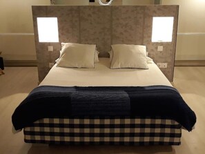Deluxe suite, uitzicht op de stad | Gratis wifi