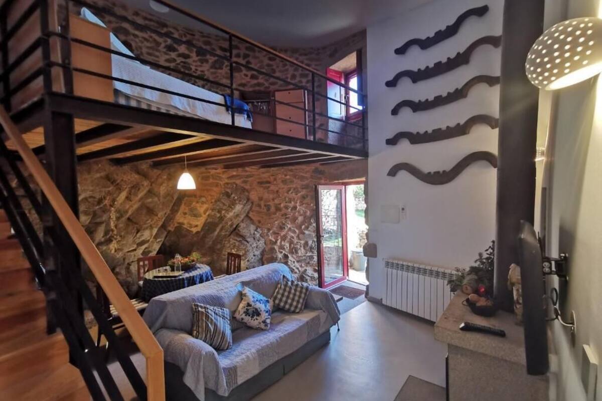 Comfort-sviitti, patio, näköala puutarhaan | Oleskelualue