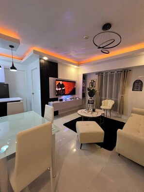 Condo, 1 Bedroom, Private Pool, Pool View | Living room - Welcome to Lucky7suites (Parañaque)
