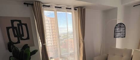 Condo, 1 Bedroom, Private Pool, Pool View | Living room