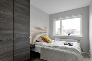 3 bedrooms, WiFi, bed sheets - City centre premium apartment with free parking (Reykjavík)