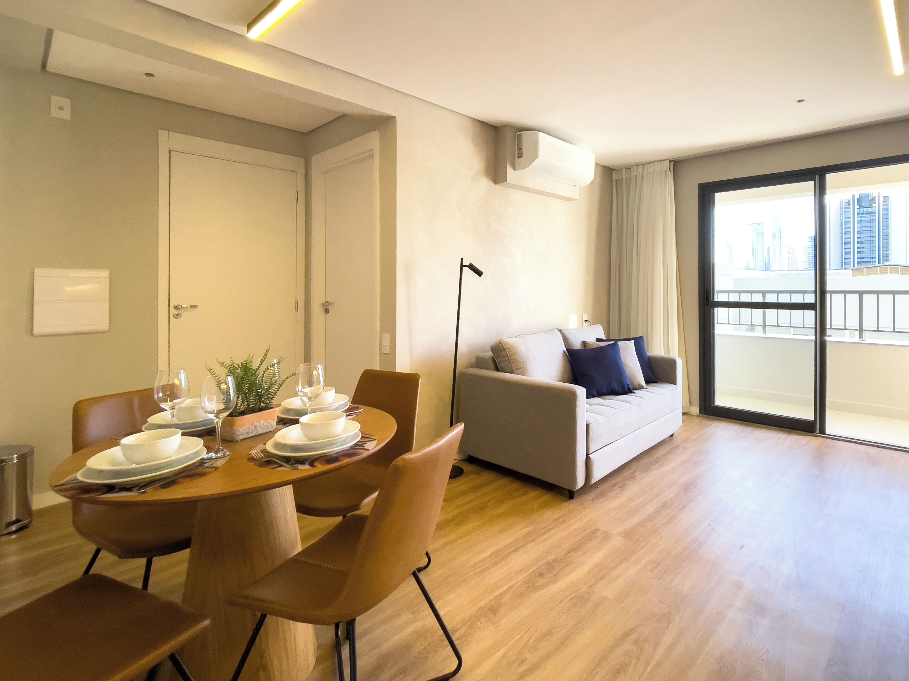Apartment | Living room | 42-inch Smart TV with satellite channels, Netflix, streaming services