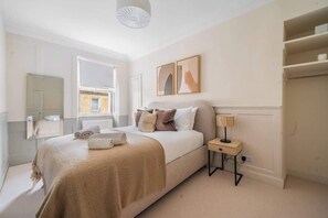 Room - Romantic Getaway Apartment in Central Bath - VAT Q (Bath)