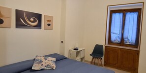 1 quarto, roupa de cama
