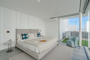 3 Schlafzimmer, Bügeleisen/Bügelbrett