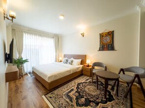 2 habitaciones, tabla de planchar con plancha, wifi y ropa de cama 