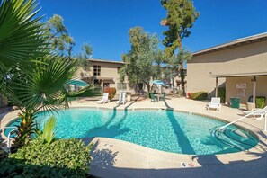Pool - Serene 1-bedroom apartment with AC in Mesa perfect for work or play! (Mesa)