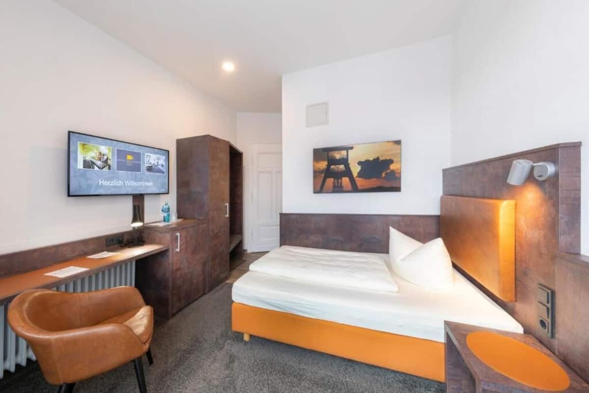 Standard Single Room, City View