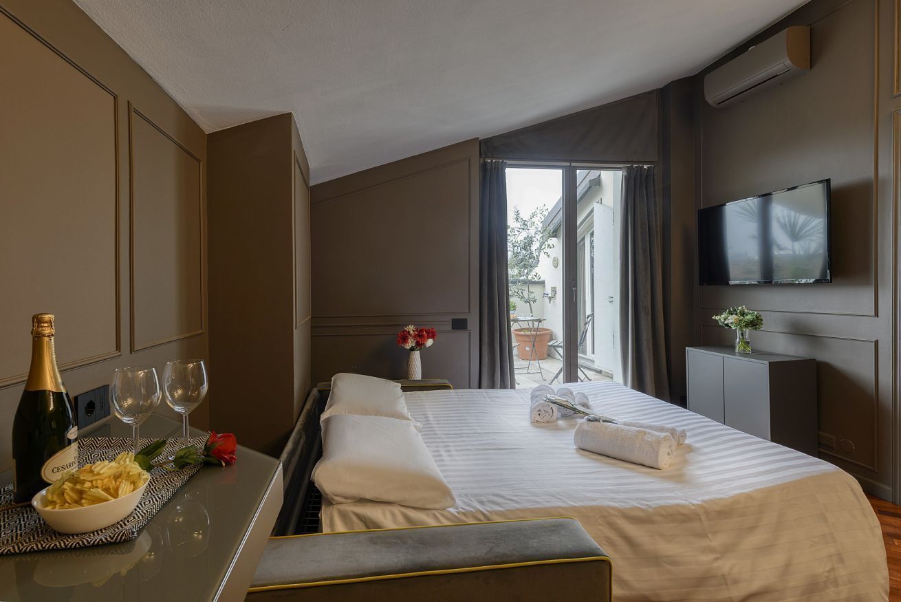 2 chambres, fer et planche à repasser