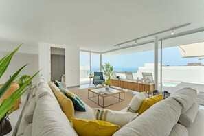 Living area - Standard Villa 8 - Casangular by Upper (Adeje)