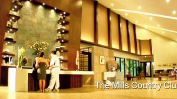 House, 3 Bedrooms, Garden View | Lobby