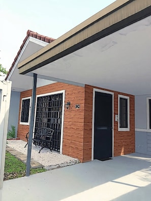 บ้านพัก, 3 ห้องนอน, วิวสวน | บริเวณภายนอก