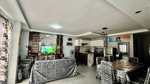 บ้านพัก, 3 ห้องนอน, วิวสวน | ห้องรับประทานอาหาร