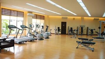 House, 3 Bedrooms, Garden View | Fitness studio