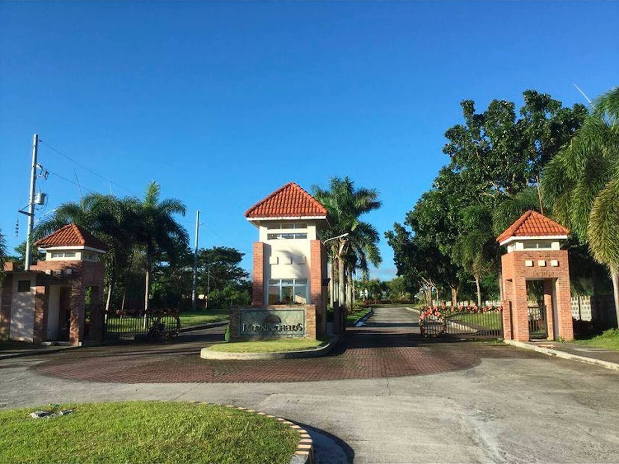 House, 3 Bedrooms, Garden View | Property grounds