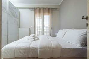 3 bedrooms, iron/ironing board, travel cot, WiFi - House Lux Loft - Spacious Stay in Thessaloniki (Thessaloniki)