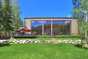 Exterior - Beautiful 2BR/2BA condo in Keystone, offering a tranquil mountain retreat (Keystone)