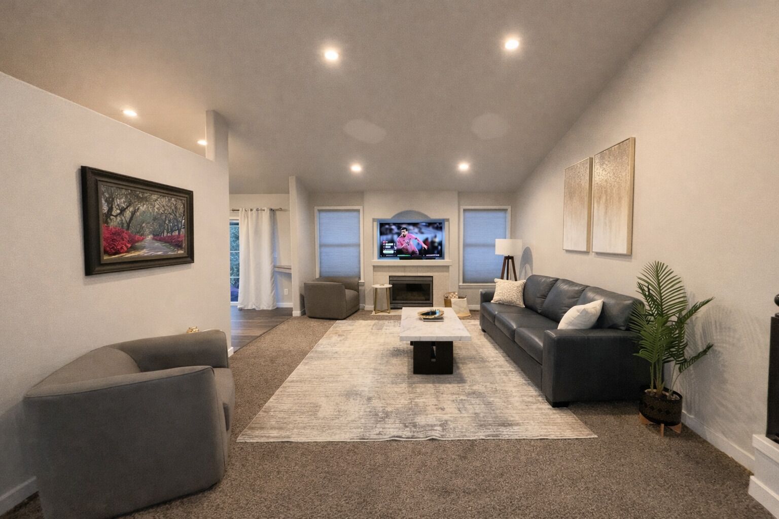 Entire Upper Level Home W/fast Wi-fi 20 Min Sea, Parking - Issaquah, WA