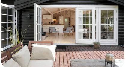 Heatherhill - Sleeps 8 - Pool - Unique nature - Family friendly