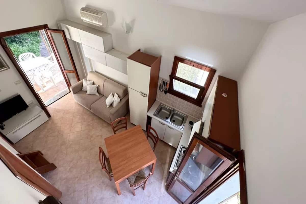 Villa, 2 Bedrooms, Patio, Garden View | Living area