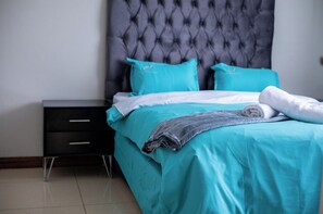 Room - LANSM Lafi Luxury - Secured within a Golf Estate, Near Many Tourist attractions! (Johannesburg)
