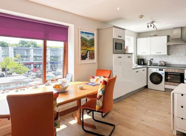 Centrally Located 2bed Duplex - Westport